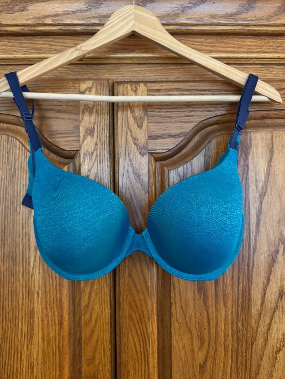 Victoria's Secret Teal Blue T-Shirt Bra